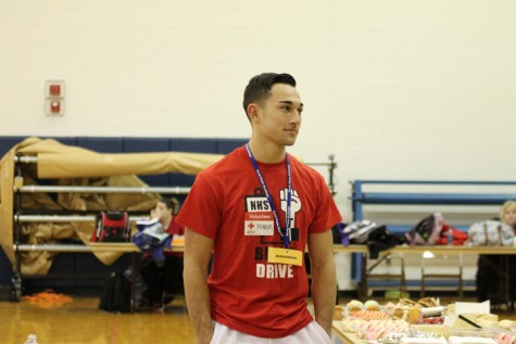 senior Marcos Reyes, keeping an eye on the patients who had just given blood. 