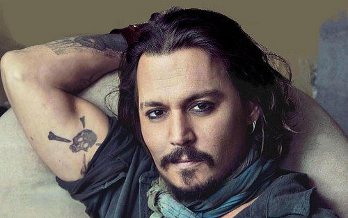 These are no the only time Johnny Depp has been involved with the law. 
In April of 2016, Depp was charged with assault after attacking Gregg Brooks. According to reports Depp screamed: “Who the [heck] are you? You have no right to tell me what to do,” when told to do one more shot.
In 2017, he filed a lawsuit agaist his lawyer to avoid paying his bill. He had never signed a contract, as is the usual with many stars.