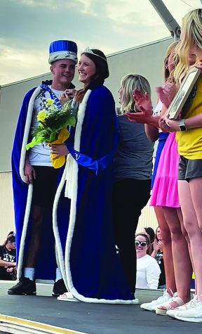 Tilfords crowned HoCo king, queen